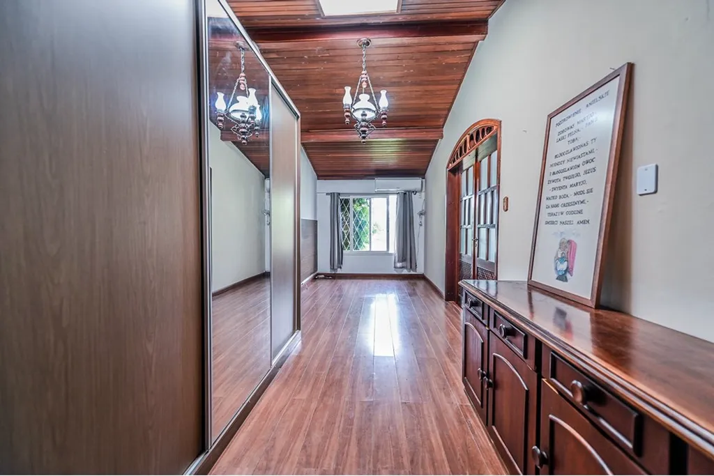 Imagem Casa de Condomínio em Santa Tereza