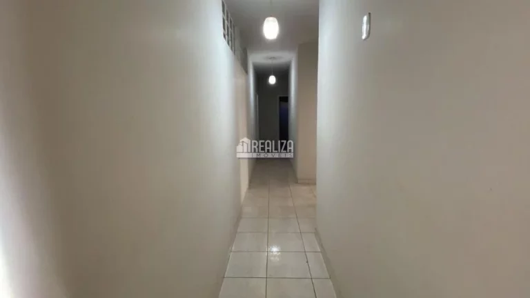 Imagem Casa à venda no bairro São Benedito, Uberaba: 4 dormitórios, 2 suítes, área de lazer