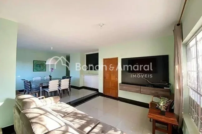 Imagem Casa à venda no Jardim Chapadão, em Campinas, com 193 m² de construção em um terreno de 300 m²...