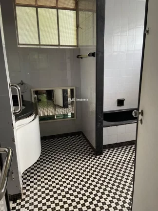 Imagem Casa com 4 dormitórios no Campo Belo