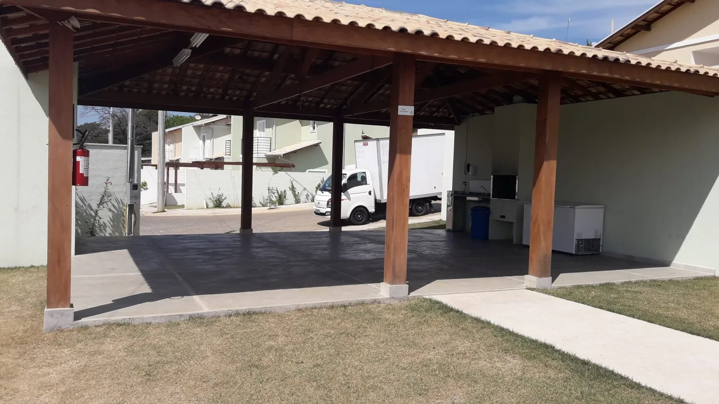Imagem Casa para Locação 3 Quartos, 1 Suite, 2 Vagas, 140.4M², Campo Alegre, Pindamonhangaba - SP | Condomínio Jardins - Pinda