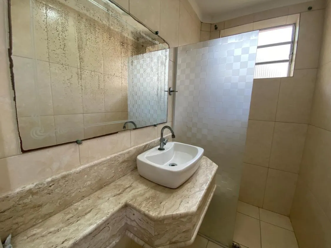 Imagem LINDA CASA A VENDA COM PISCINA FRENTE MAR NA BOCA DA BARRA