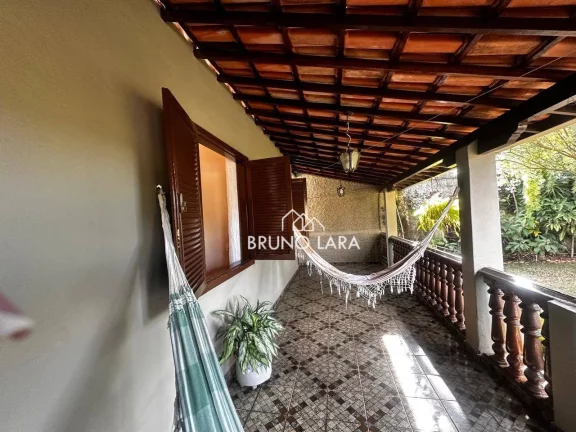 Imagem Casa à venda no bairro Três Poderes - Igarapé/MG