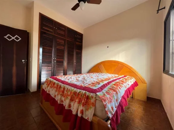 Imagem Casa com 3 dorms, Jardim Solemar, Praia Grande - R$ 1.7 mi, Cod: 1500