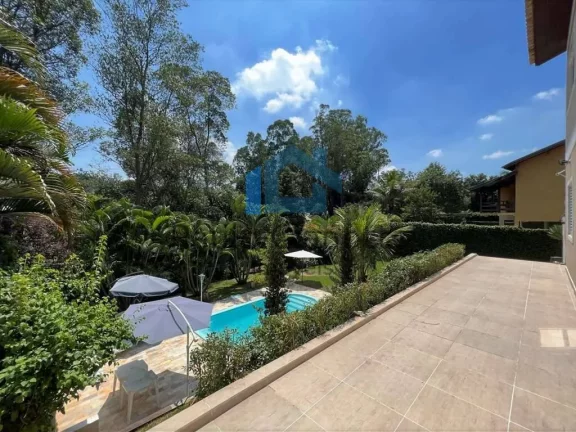 Imagem Casa à venda, linda, confortável e lazer na Granja Viana!
