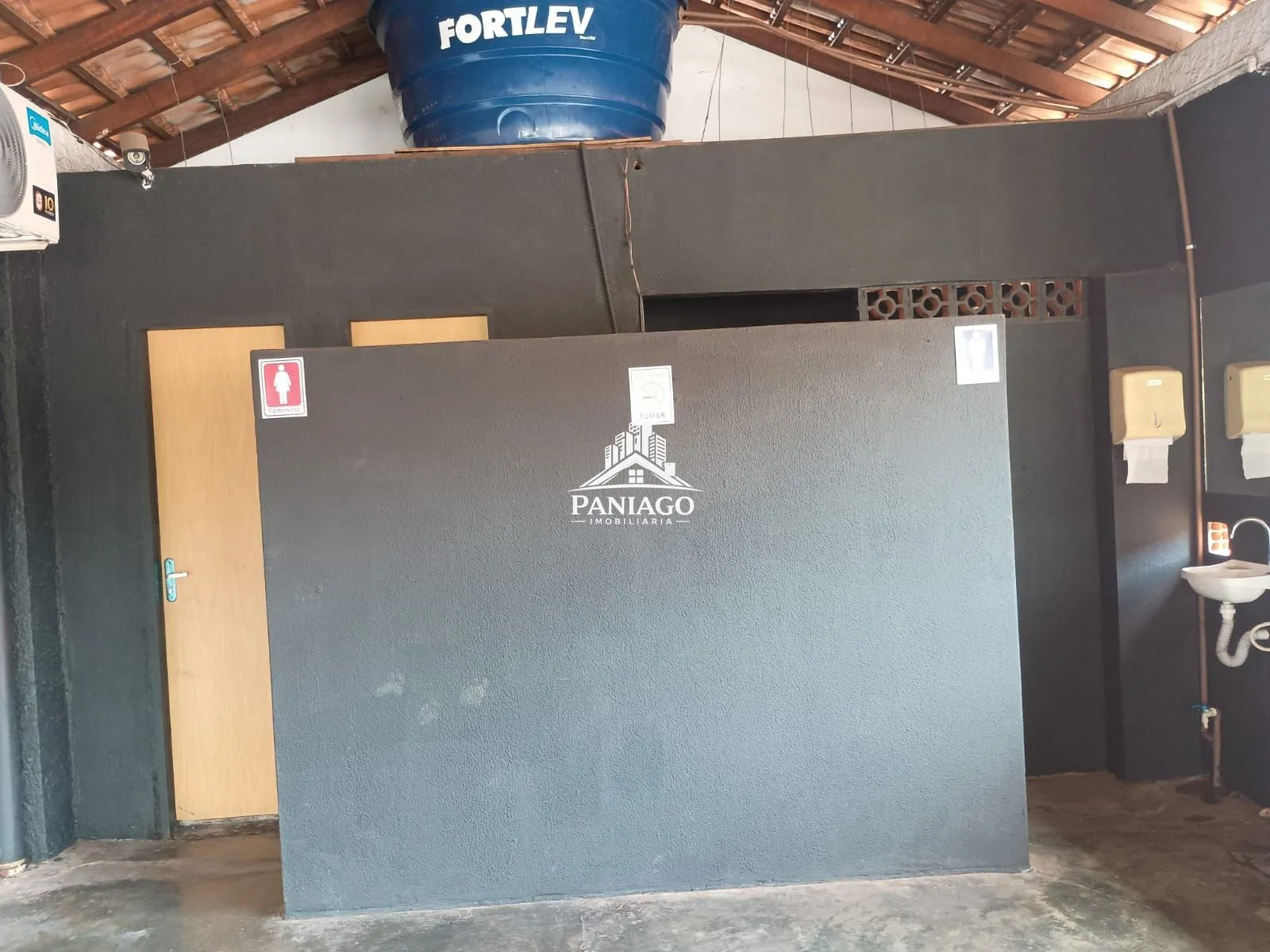 Imagem CASA COMERCIAL À VENDA NO BAIRRO COSTA VERDE