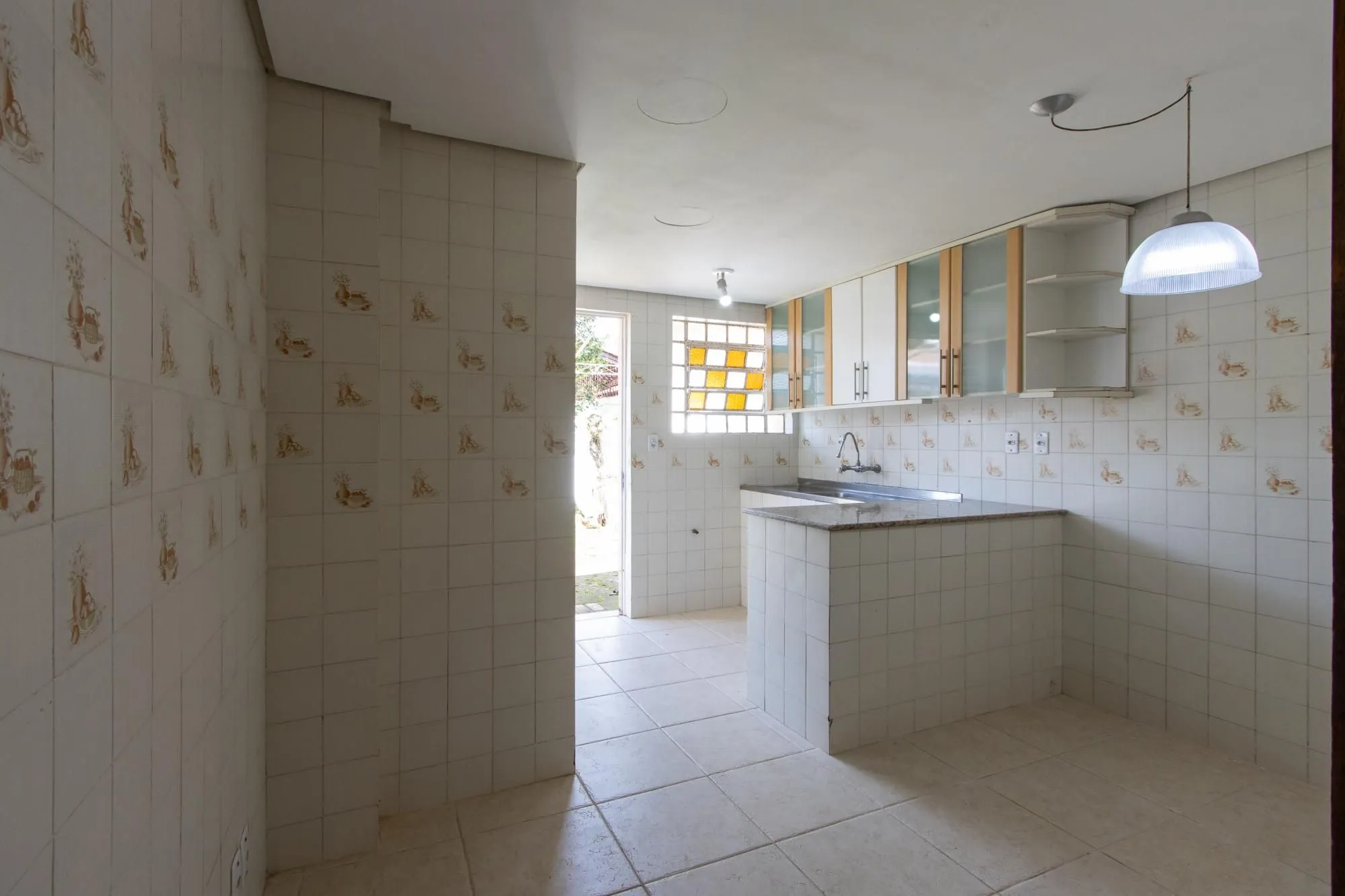 Imagem Casa para Venda - 253.35m², 3 dormitórios, sendo 1 suites, 4 vagas - Serraria