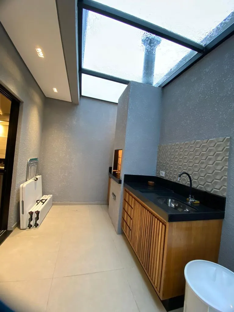 Imagem Sobrado com 2 Quartos à Venda, 90 m² em Cidade Jardim - Caraguatatuba