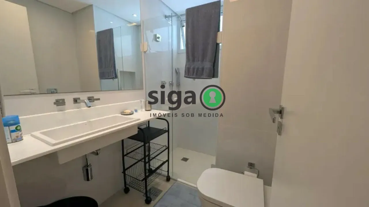 Imagem Apartamento amplo e sofisticado com 187 m² no coração do Campo Belo.