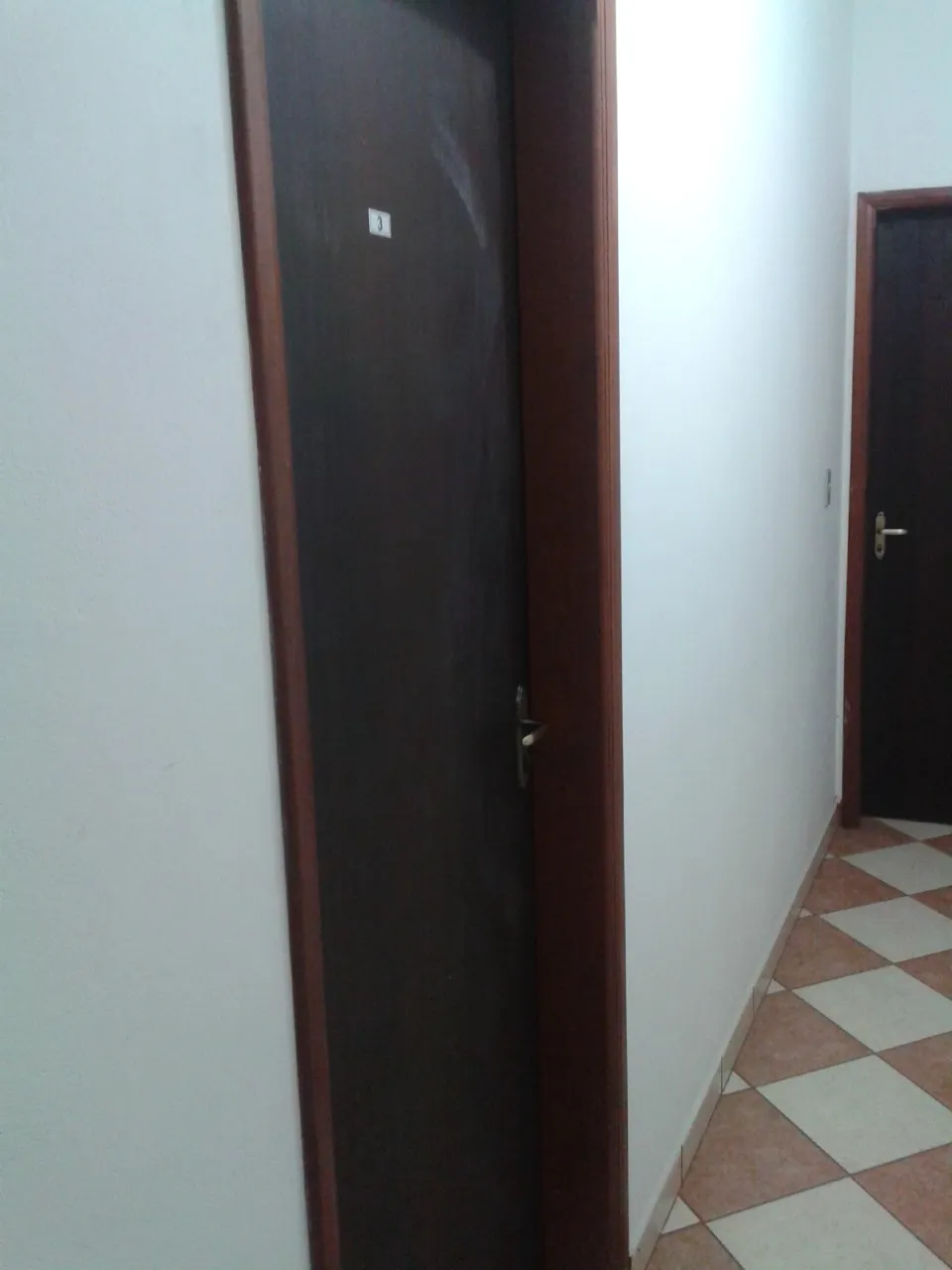 Imagem Sala Comercial para Locação no Centro de Sorocaba-SP: 1 Sala, 1 Banheiro, 12m² de Área