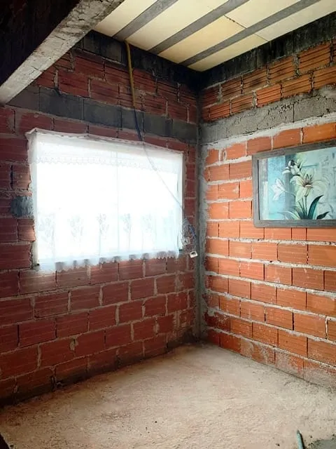 Imagem Casa à venda 3 Quartos, 1 Suite, 2 Vagas, Residencial Mombaça, Pindamonhangaba - SP