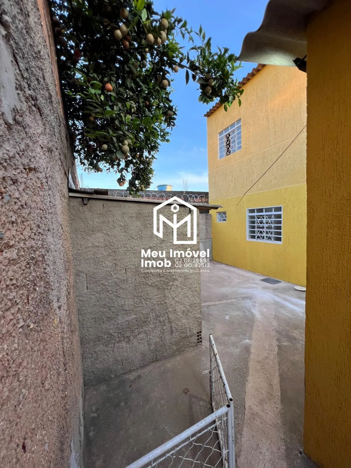 Imagem Casa + Apartamento 5 Quartos 1 Suíte 9 Vagas Luziânia/GO