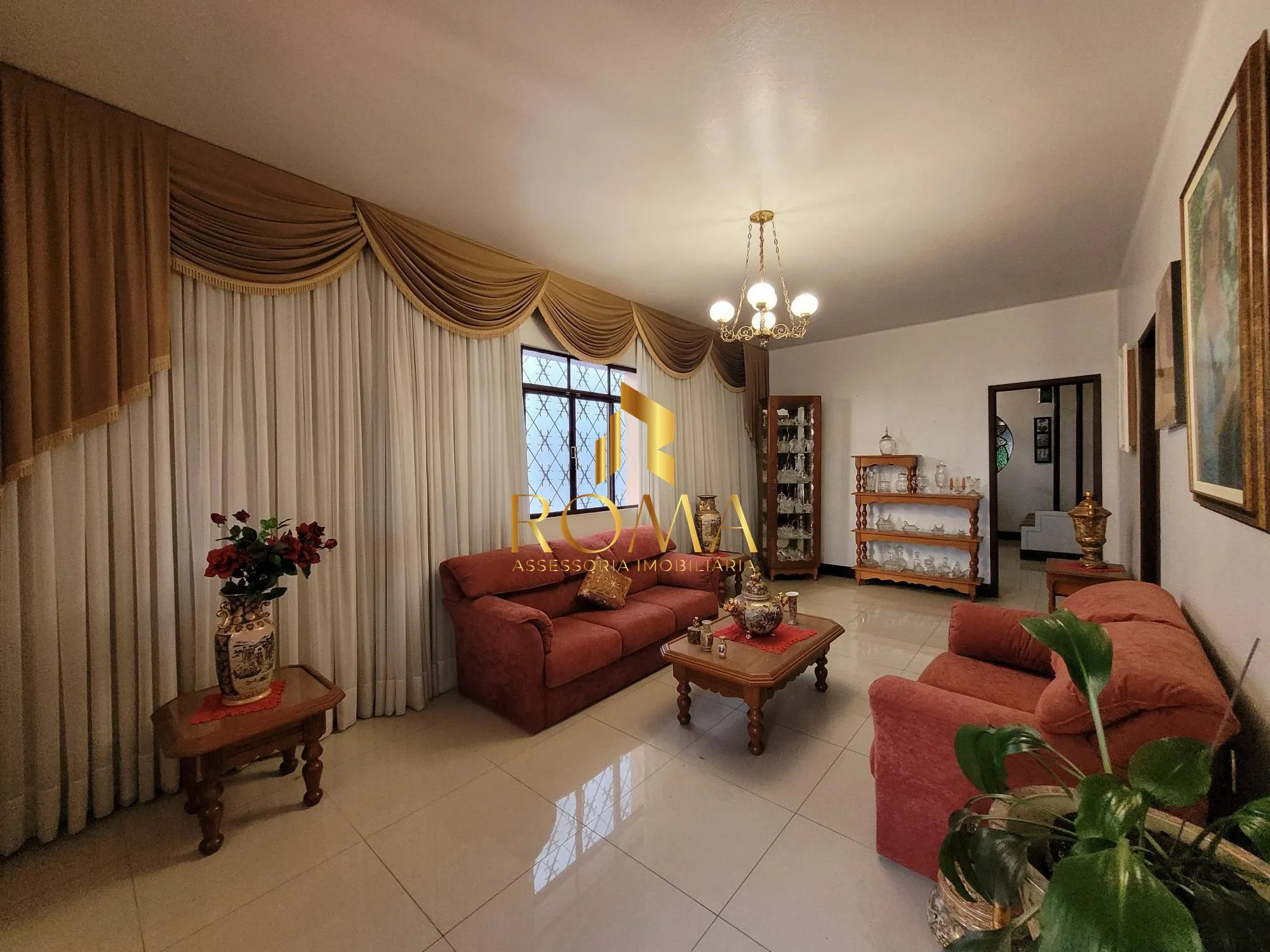 Imagem Casa 4 dormitórios à venda Nossa Senhora do Rosário Santa Maria/RS