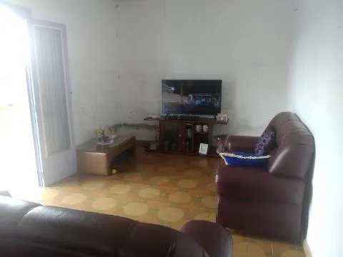 Imagem VENDA DE CHÁCARA NO ITAPETI, EM SANTA ISABEL/SP, 3.000m² com quarto, suíte, hidro, piscina, churrasqueira, forno a lenha, pomar e 8 vagas CONSULTE-NOS