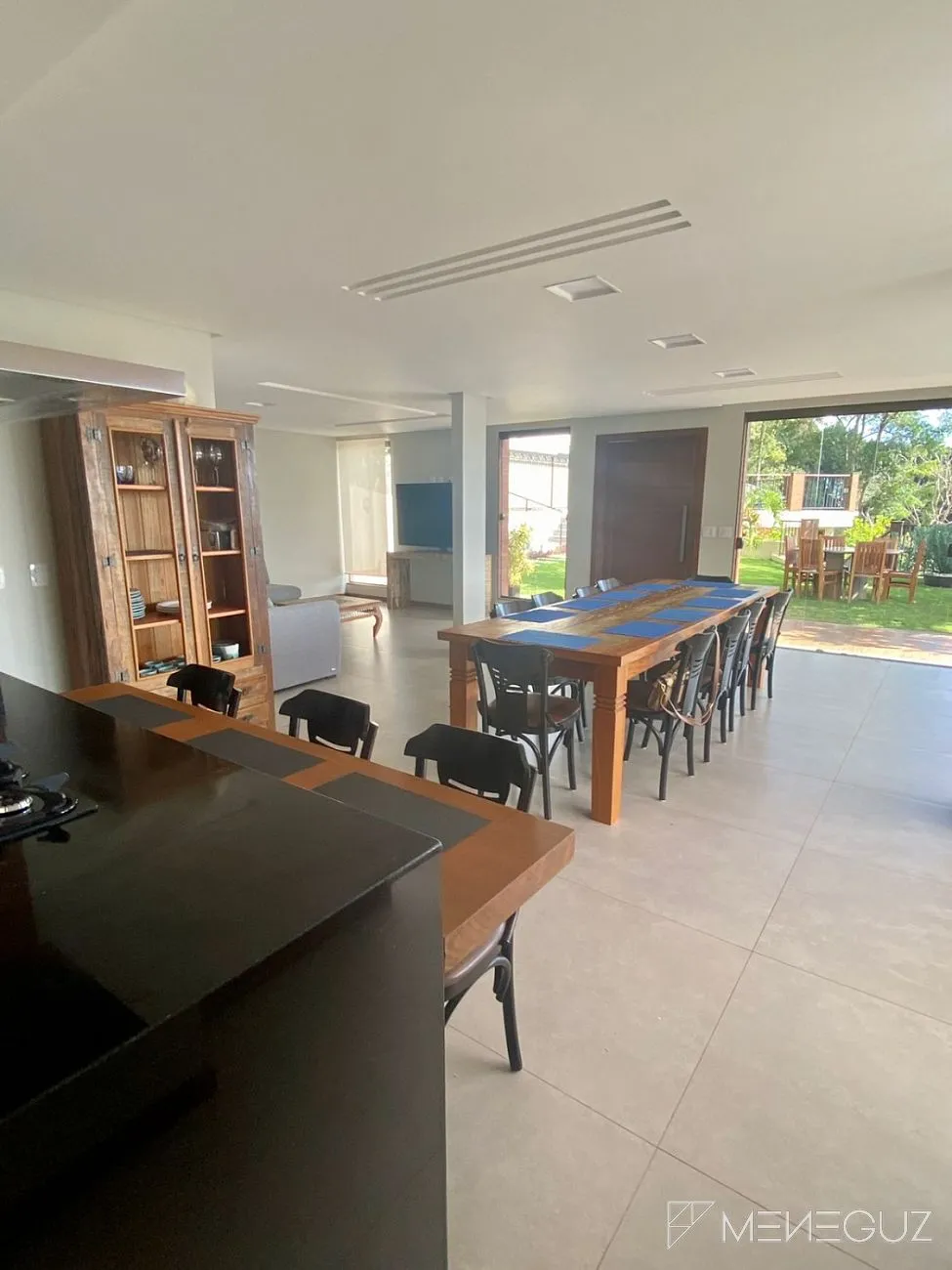 Imagem casa alto padrao em pedra azul