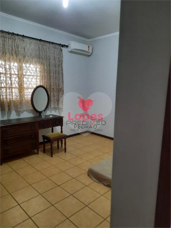 Imagem Casa de 3 quartos, 147m² no bairro Jardim Ubirama, em Lençóis Paulista