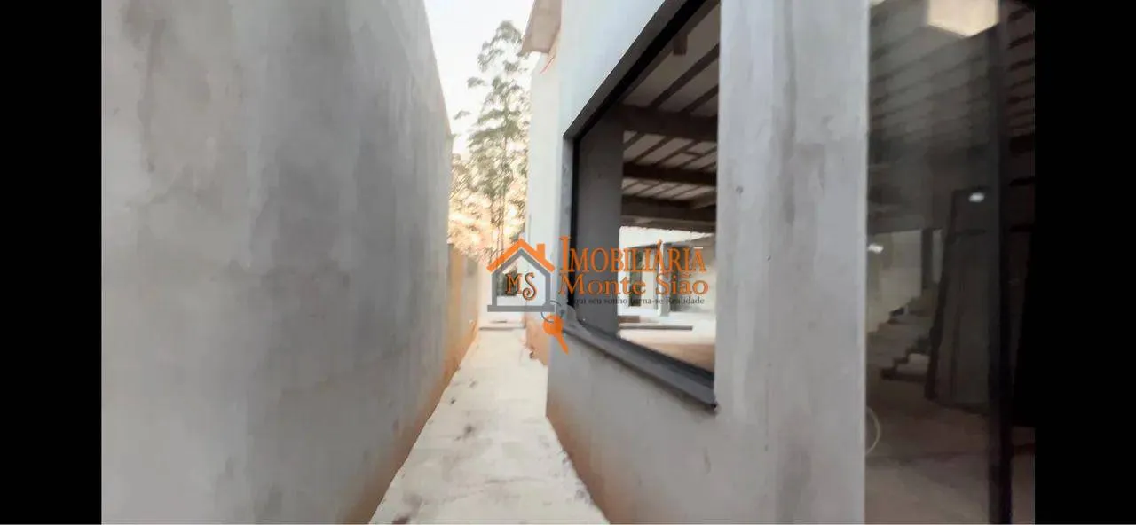 Imagem Casa com 3 dormitórios à venda, 300 m² por R$ 2.390.000,00 - Mogi Moderno - Mogi das Cruzes/SP