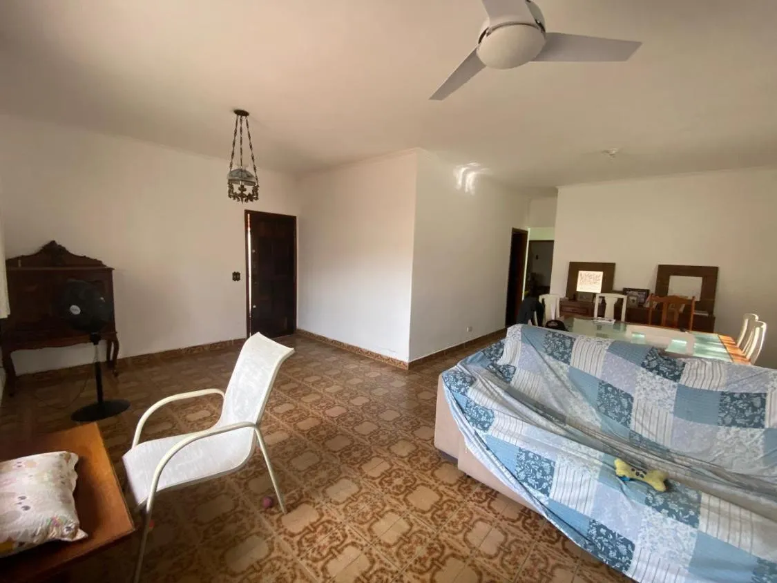 Imagem CASA ISOLADA 3 DORM E EDICULA LADO PRAIA FINANCIAMENTO BANCARIO ITANHAEM
