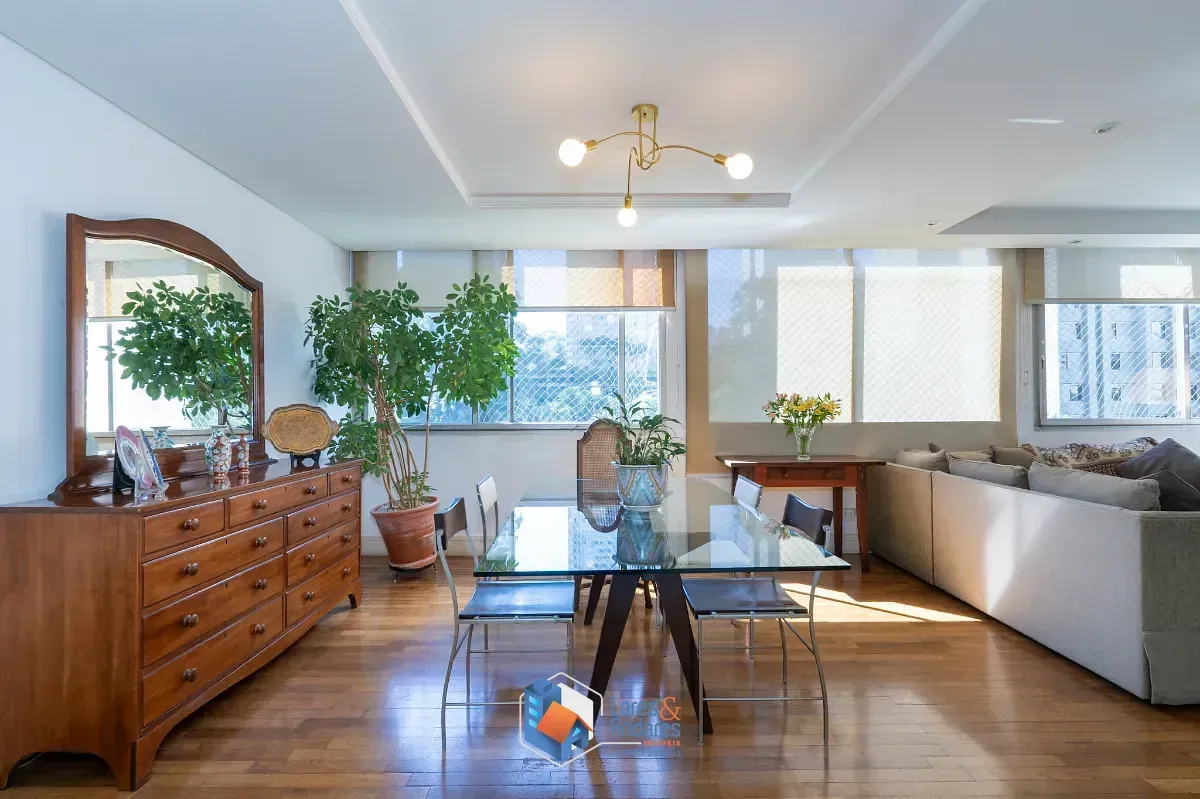 Imagem Apartamento para venda em Vila Suzana com 3 quartos, sendo 1 suíte, 140m²
