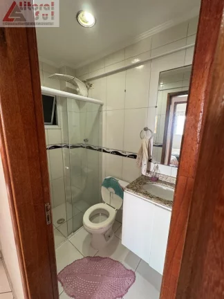 Imagem Imperdível: Apartamento de 2 quartos na Ocian, Praia Grande-SP, com 69m², suíte e vaga de garagem!