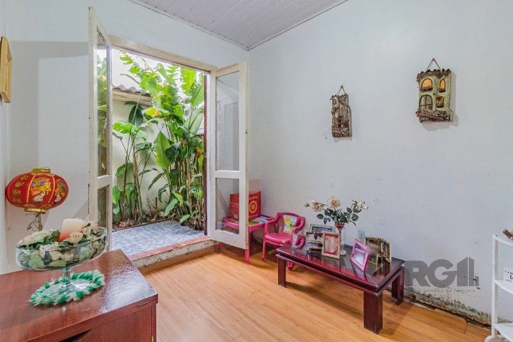 Imagem Casa de 3 dormitórios no bairro Santa Maria Goretti