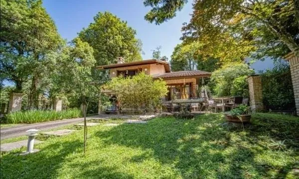 Imagem Casa em Gramado de 4 dormitórios e 4 vagas