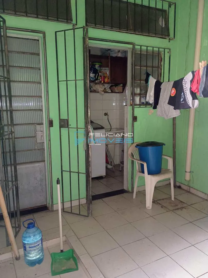 Imagem Casa com 2 quartos, Balneário Maracanã, Praia Grande - R$ 360 mil, Cod: 7060