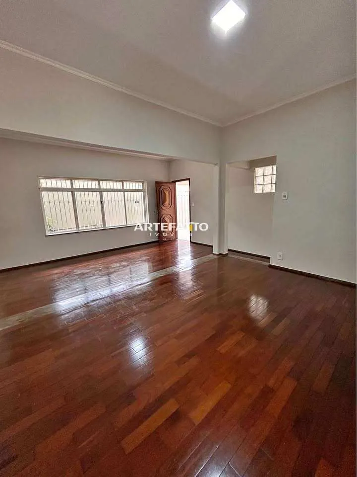 Foto do imóvel Casa à venda em Franca, Vila Nossa Senhora das Graças, com 3 quartos, 142m2