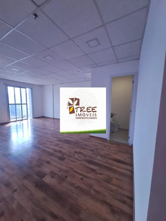 Imagem LOCAÇÃO DE SALA COMERCIAL NO EDIFÍCIO THINK BUSINESS CENTER, NA BARRA FUNDA, EM SÃO PAULO/SP, 40m² com 01 toalete e 01 vaga. CONSULTE-NOS