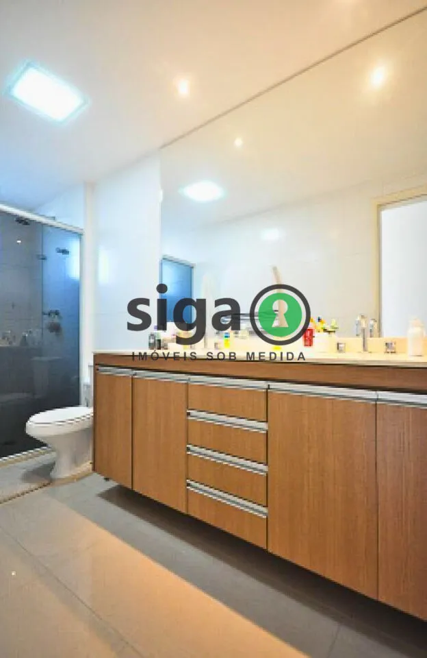 Imagem Apartamento à venda com 3 quartos, 168m2, e 3 vagas na Vila Andrade