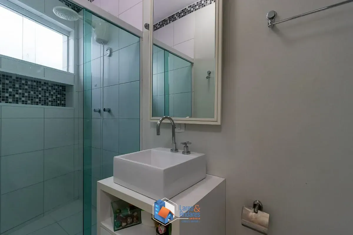 Imagem Casa para venda em Vila Monumento com 3 quartos, sendo 1 suíte, 220m²