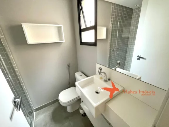 Imagem Apartamento para locação em Pinheiros, São Paulo-SP: 1 quarto, 1 suíte, 1 sala integrada, 1 banheiro, 1 vaga e 33m². Venha conhecer!