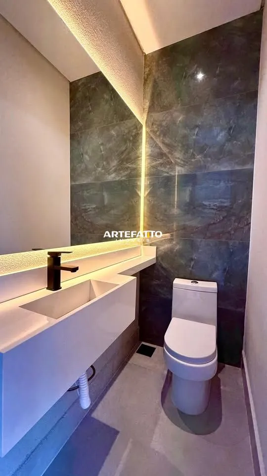 Imagem Casa à venda em Franca, Centro, com 3 quartos, 245m2