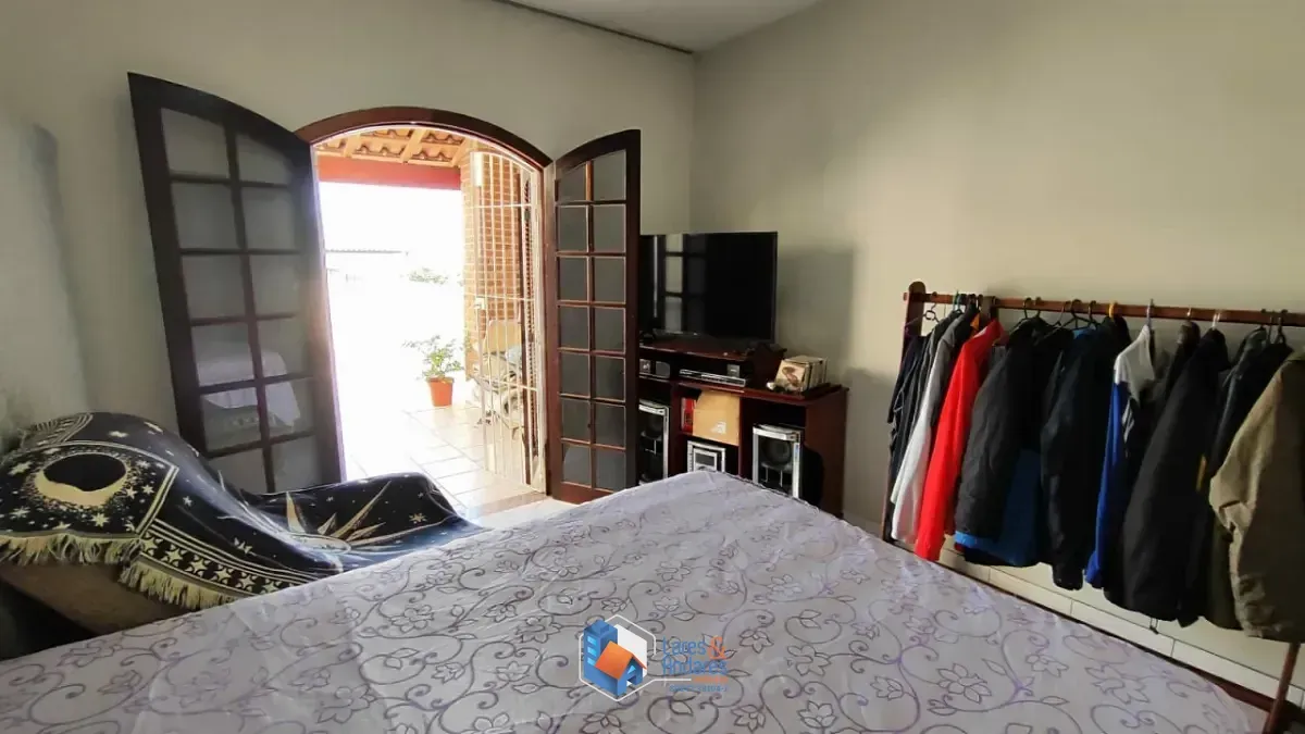 Imagem Casa para venda em Jardim Santa Cruz (Campo Grande) com 3 quartos, sendo 1 suíte, 118m²