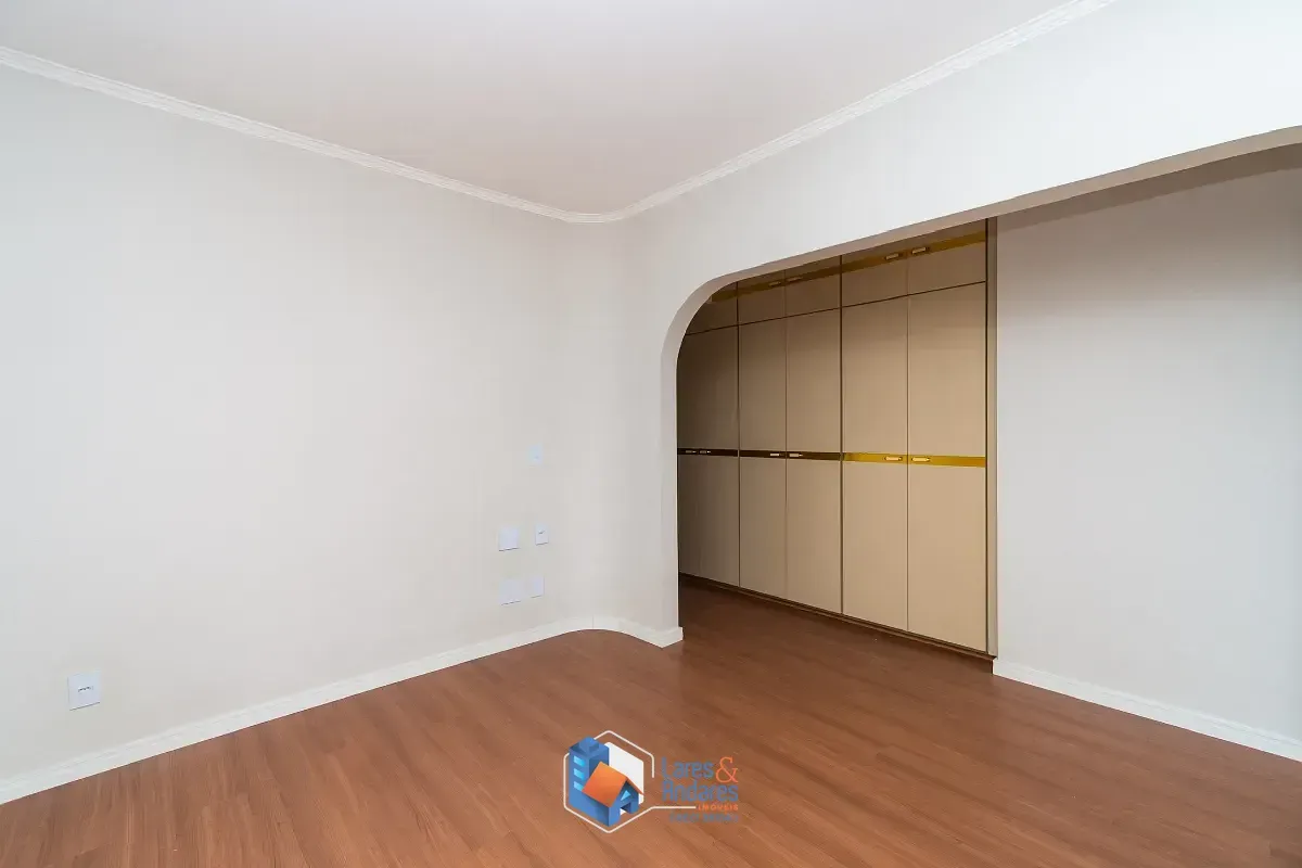 Imagem Apartamento para venda em Ipiranga com 4 quartos, sendo 2 suítes, 186m²
