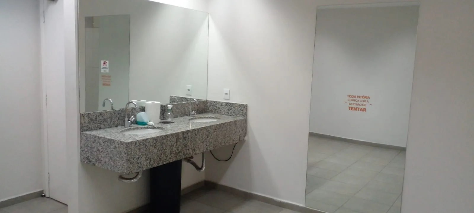 Imagem Excelente oportunidade: Galpão Comercial de 500m² em Alphaville Industrial, Barueri-SP, para Venda ou Locação