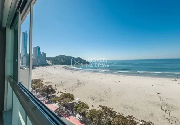Imagem Apartamento no Edifício Metrópolis - Pronto para morar - Apartamento mobiliado Frente Mar no Ed. Metropolis em Balneário Camboriú