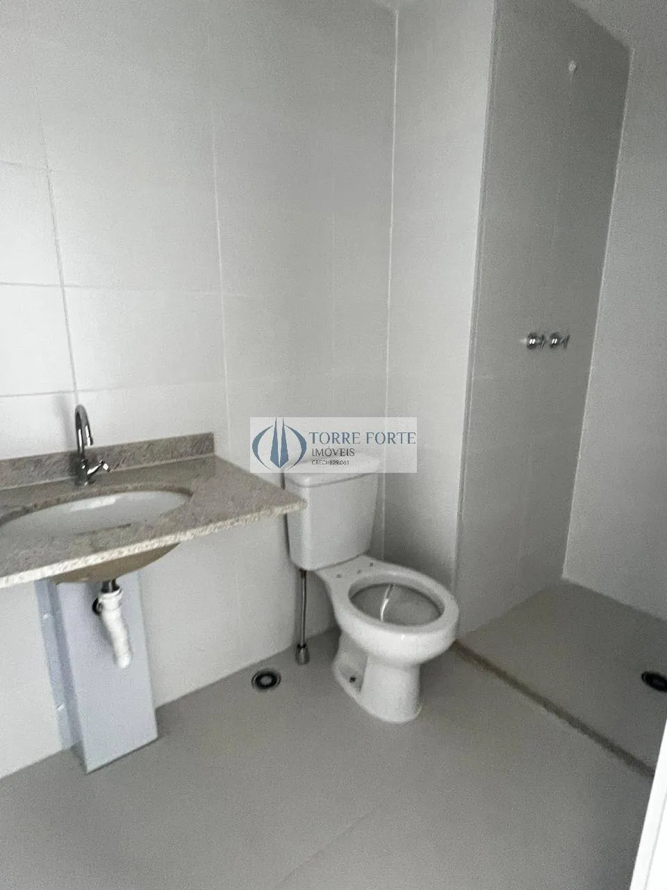Imagem Apartamento com 3 dormitorios 1 suite, varanda e 1 vaga no Tatuape.