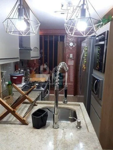Imagem Casa para Venda - 80m², 2 dormitórios, 1 vaga - Medianeira