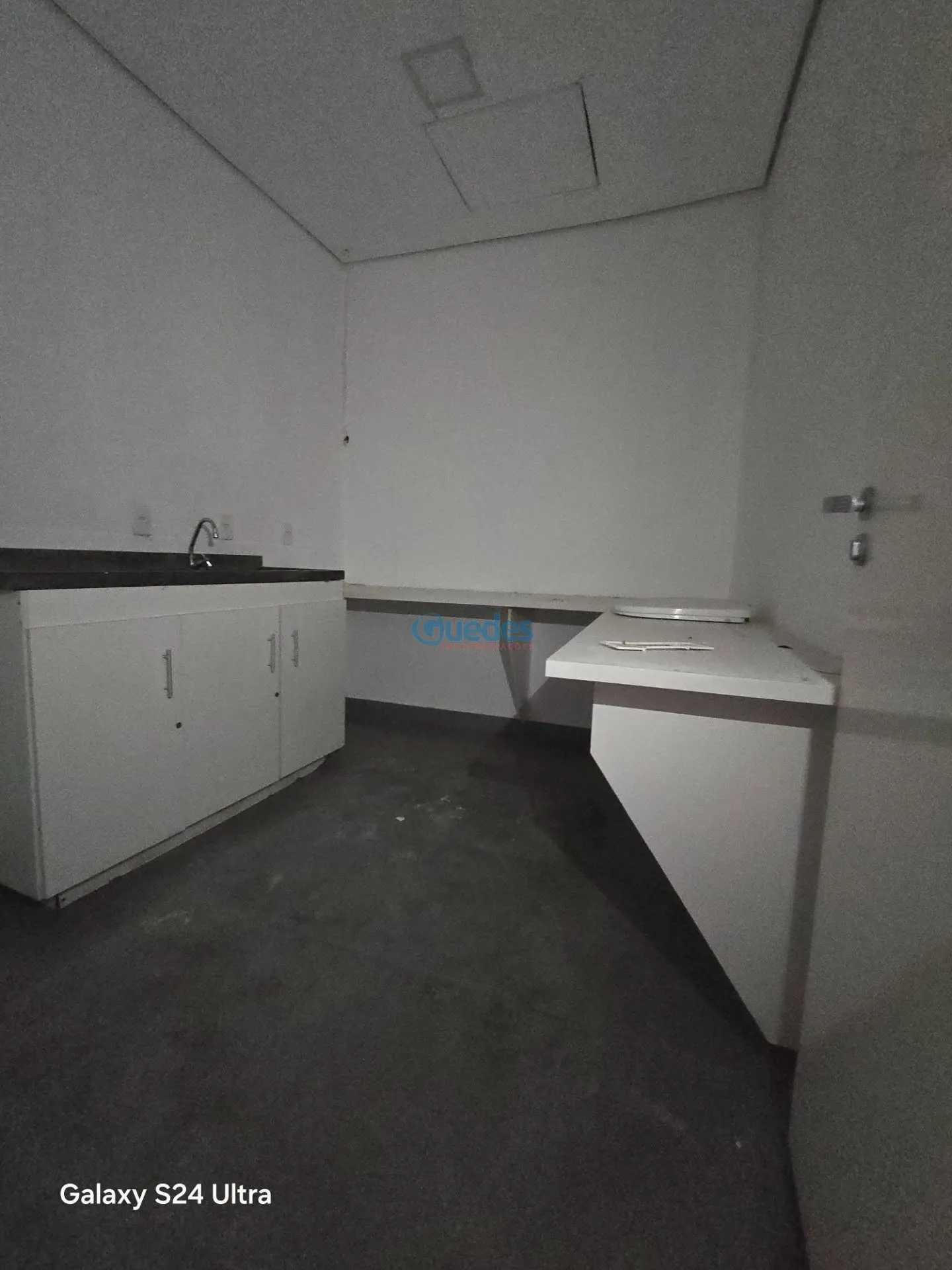 Imagem Loja/Salão na Lapa-SP, 200m², 2 Banheiros, Venda e Locação