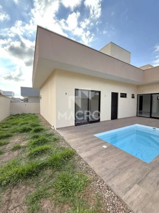 Imagem Casa Estilo Clássica | Lot. Montreal | Três Rios do Norte | 3 quartos (1 suíte) | 150m²
