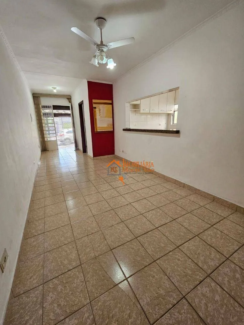 Imagem Sobrado com 3 dormitórios à venda, 175 m² por R$ 695.000,00 - Jardim Santa Francisca - Guarulhos/SP