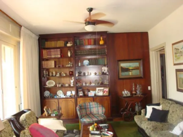Imagem Apartamento para Venda - 190m², 4 dormitórios, 1 vaga - Rio Branco