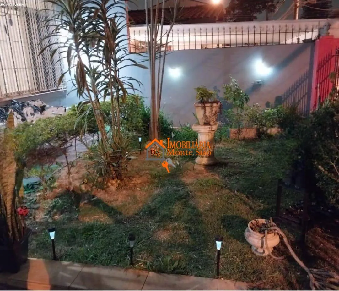 Imagem Casa com 3 dormitórios à venda por R$ 1.270.000,00 - Vila Galvão - Guarulhos/SP
