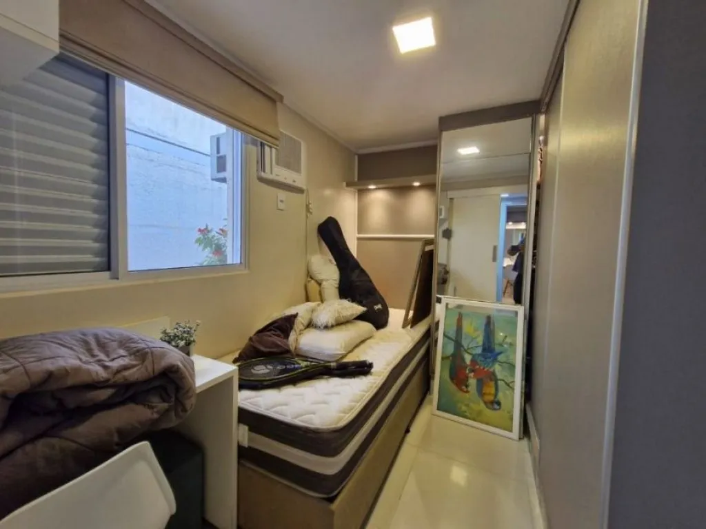 Imagem CASA COM 225,00 m² - MARACANÃ - PRAIA GRANDE SP