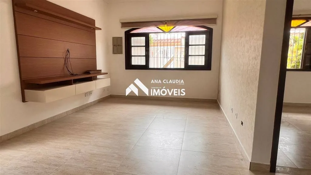 Imagem CASA DOIS DORMITÓRIOS ISOLADA COM PISCINA MAIS EDÍCULA 200 METROS DA PRAIA ️