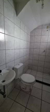 Imagem Na Cavalhada, loja de 90m².