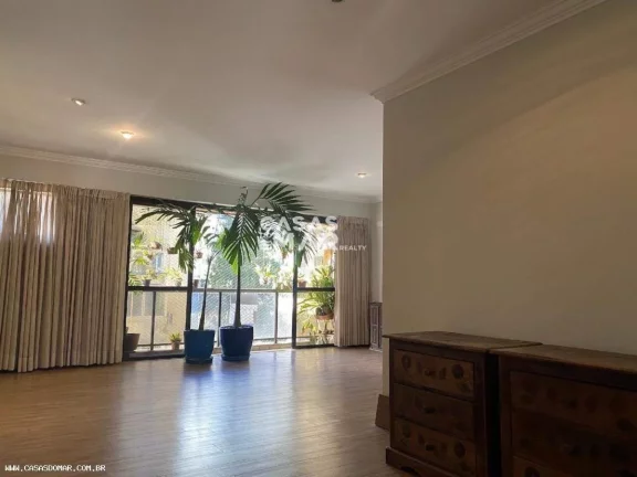 Imagem Cobertura de luxo à venda na Lagoa, Rio de Janeiro-RJ: 4 quartos, 2 suítes, 4 banheiros, 3 vagas de garagem, 240 m².