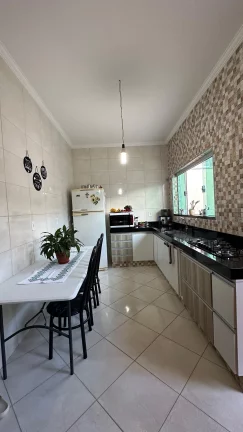 Imagem CASA Á VENDA NO JARDIM NOEMIA - 300m² de terreno - Casa com edícula