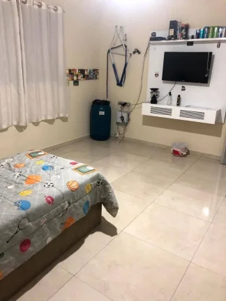 Imagem Sobrado maravilhoso com 200 m² 3 Dormitórios Sendo 1 Suíte 5 Vagas